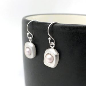 Silver Pearl Earrings Light Purple
