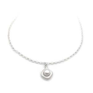 Stepping Stone White Silver Pearl Necklace